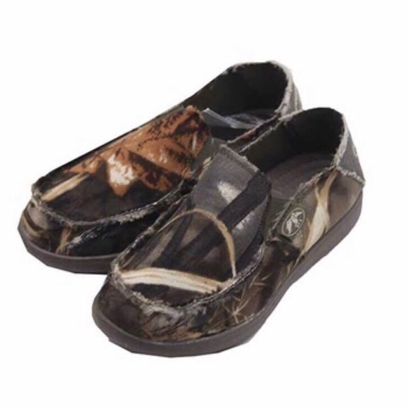 duck commander slip on shoes